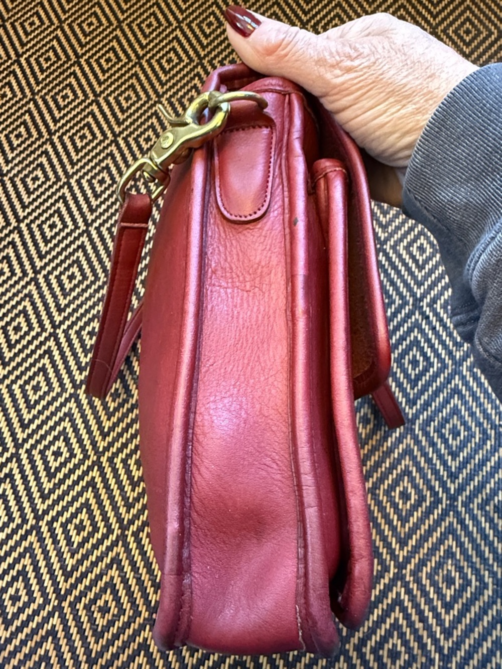 Vintage Coach Station Bag BORDEAUX (red/burgundy) with brass 5130 - Picture 7 of 17